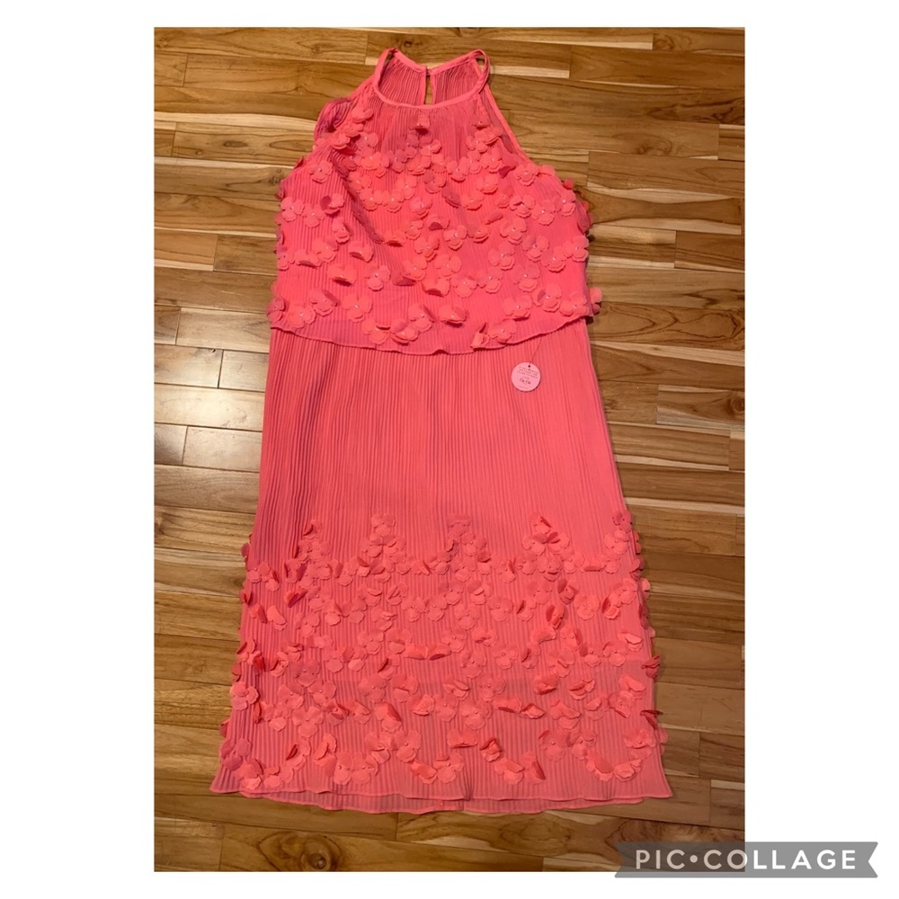 Coral midi dress with floral appliqué detail